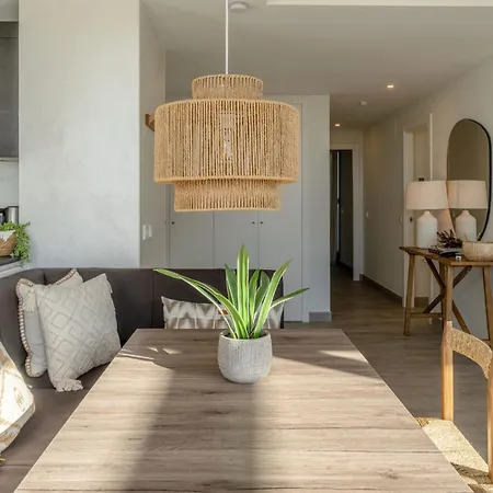 Apartamento Stylish Boutique 2-bedroom Penthouse Near Estepona