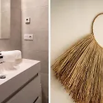 Stylish Boutique 2-bedroom Penthouse Near Διαμέρισμα *