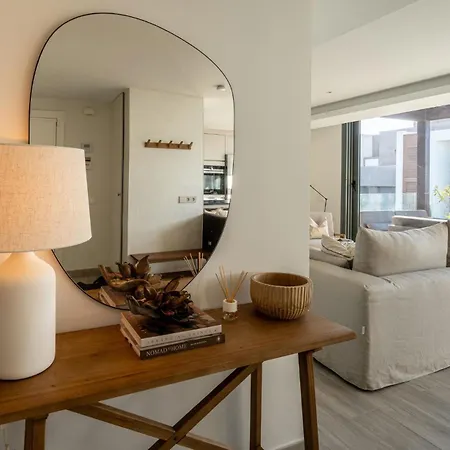 شقة Stylish Boutique 2-bedroom Penthouse Near *